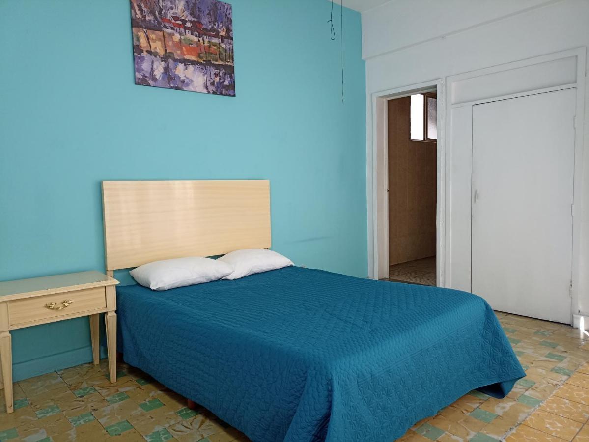 Hotel San Carlos Ирапуато Екстериор снимка